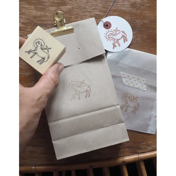 Tampon Agneau et Croix