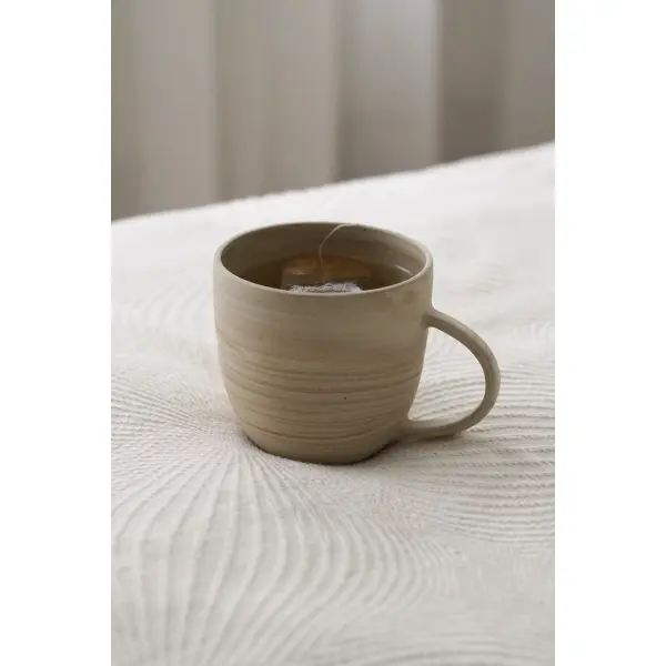 Très grand mug en terre mêlée