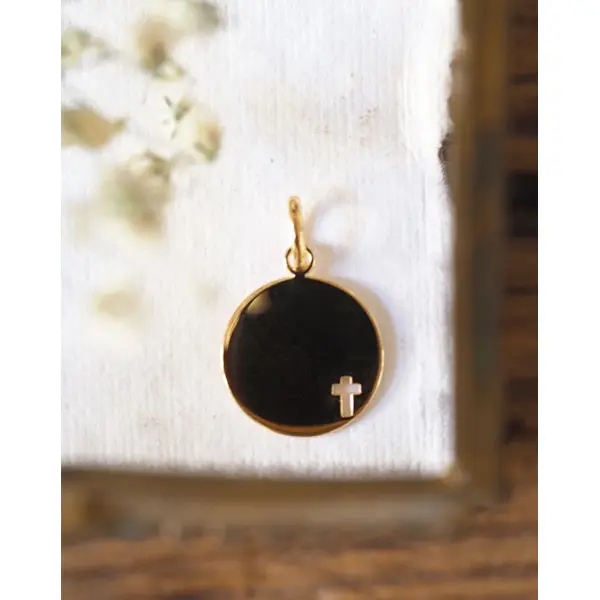 Pendentif Croix personnalisable – 16 mm plaqué or