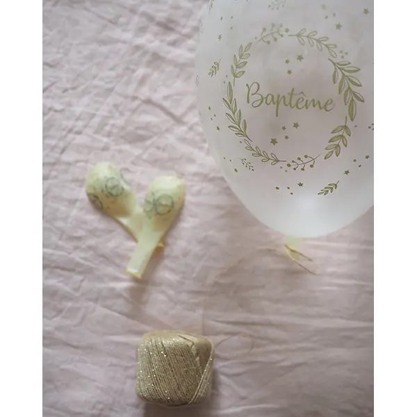 Lot de 8 ballons transparents et dorés – Baptême