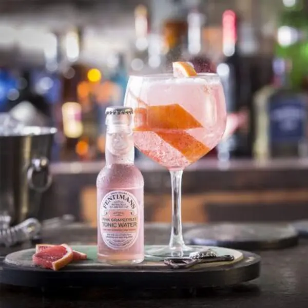 COCKTAIL GIN POM TO – pour environ 8 cocktails